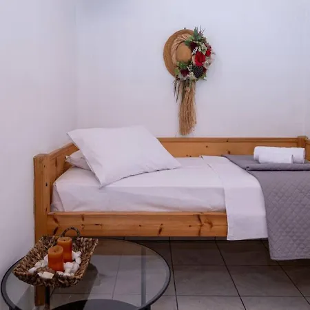 Holiday home Anemelo House In Panormos